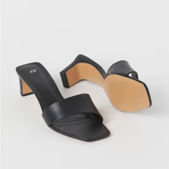 H&M Shoes - Left size 40, Right size 41 - Picture 1 of 12